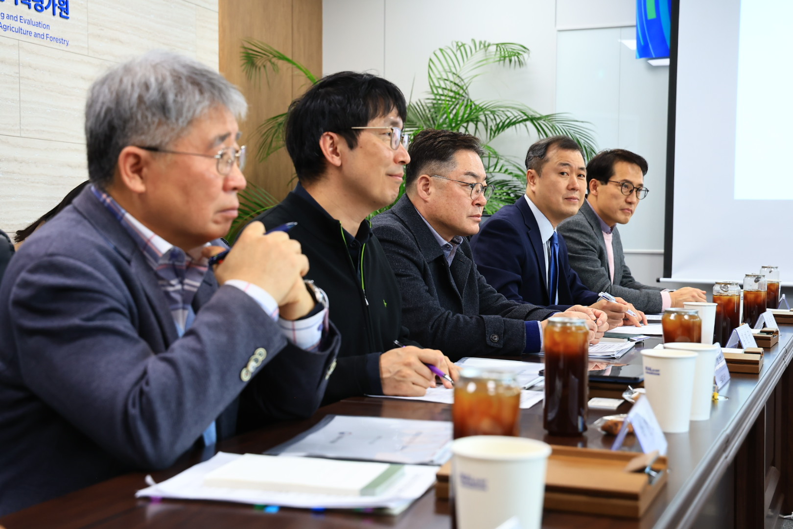 송미령 장관, 농식품 연구개발(R&D) 전문가·학계 간담회 개최