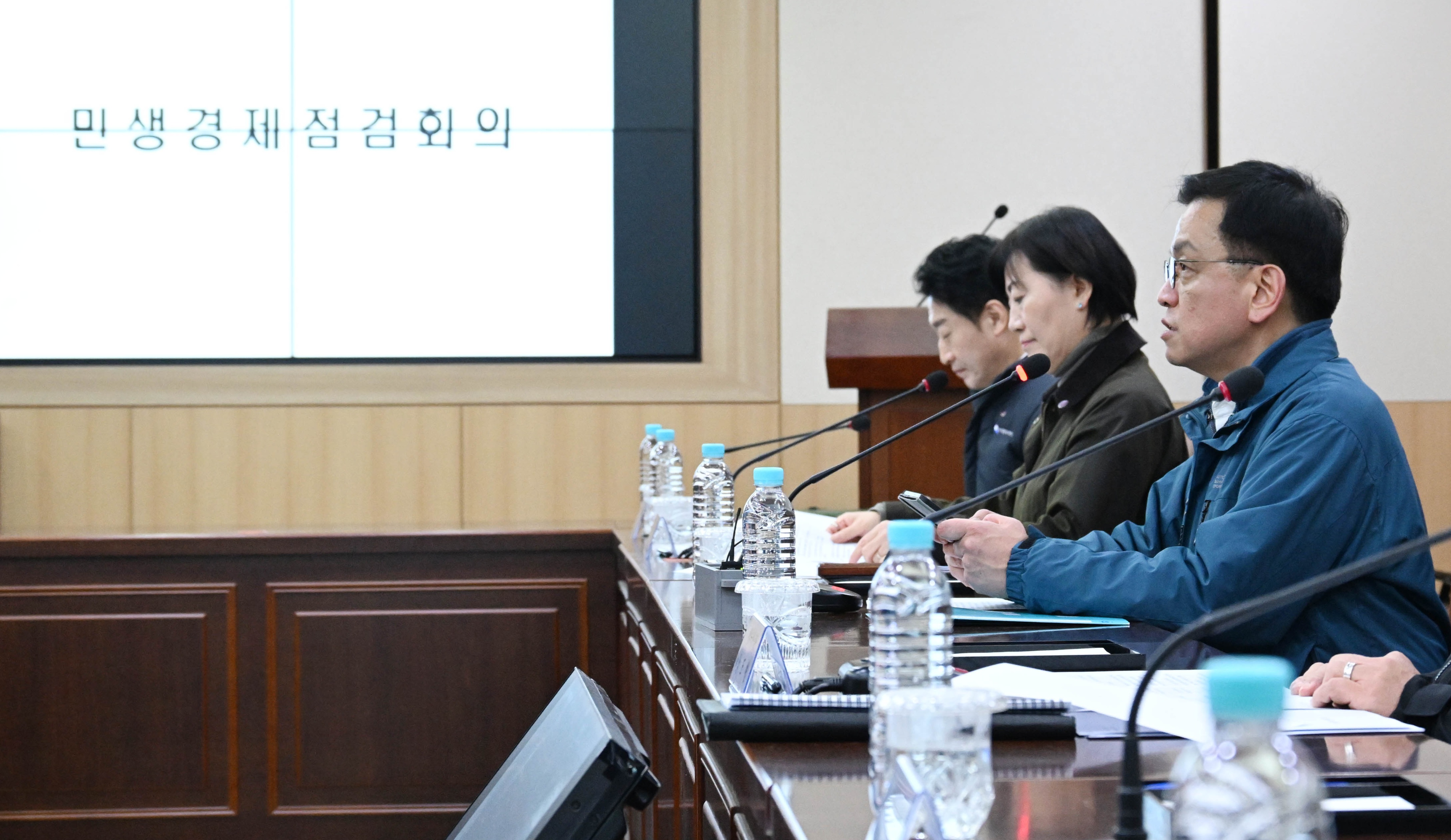 송미령 장관, 하나로마트 방문 및 민생경제점검회의 참석