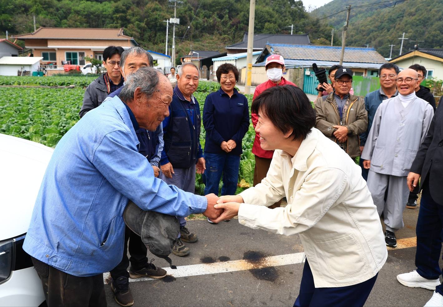 송미령 장관, 김장 배추 수급상황 점검
