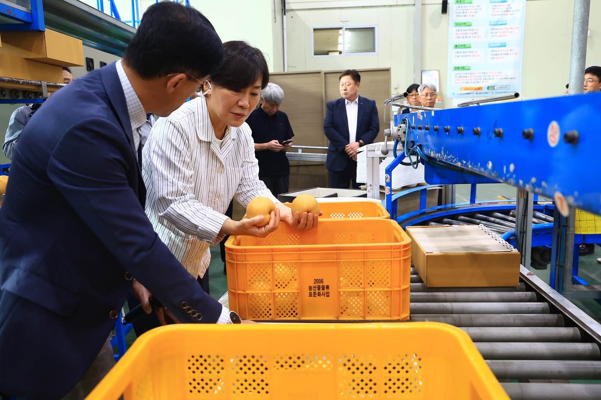 송미령 장관, 추석 성수품 수급상황 및 할인지원 현장 점검