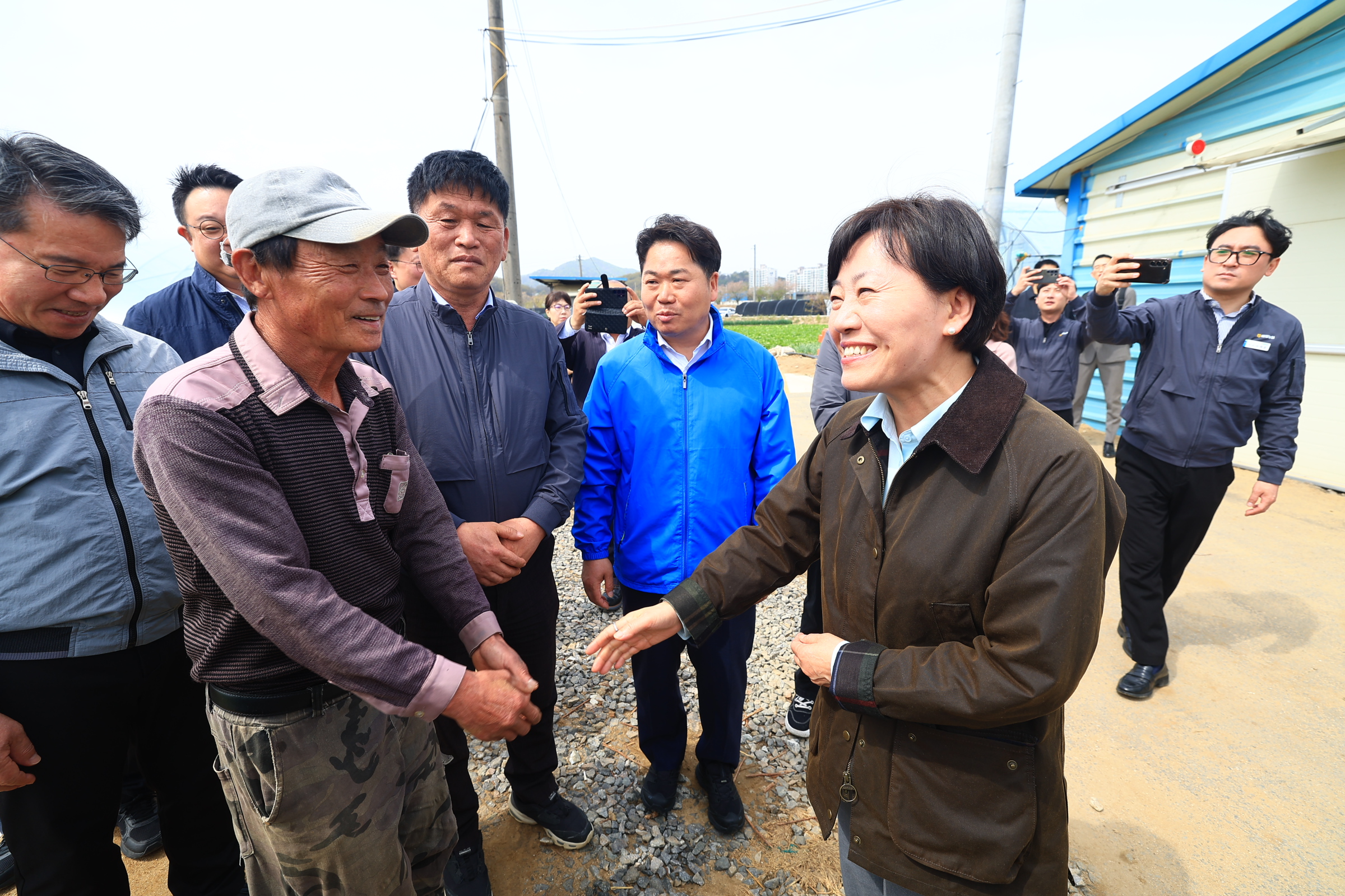 송미령 장관, 봄배추 생육상황 점검