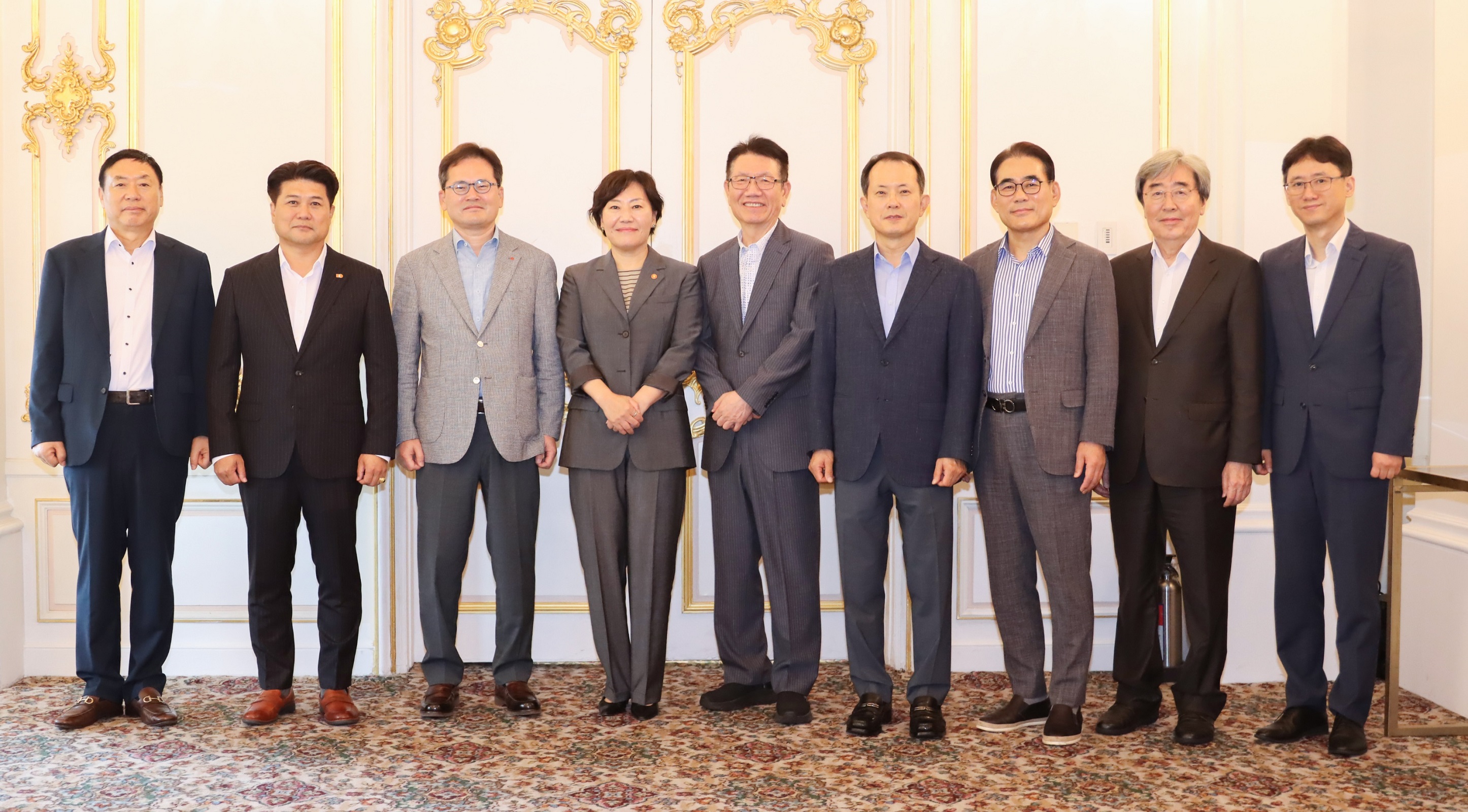 송미령 장관,  주요 식품 기업들과 조찬 간담회 참석