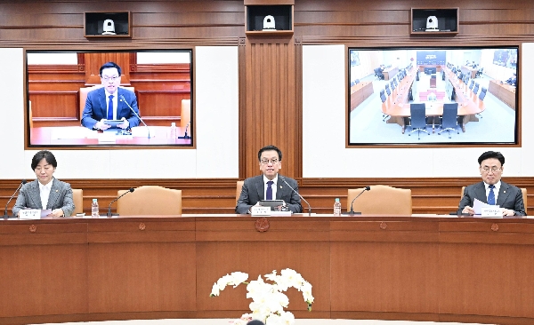 송미령 장관, 국정현안관계장관회의 겸 경제관계장관회의 참석 THUMBNAIL